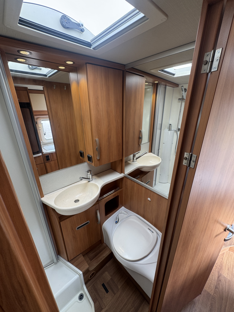 Hymer Exsis I 588 Foto: 17