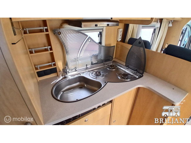 Dethleffs T 6501 B .. 2008 Franz&ouml;sisches Bett. Foto: 7