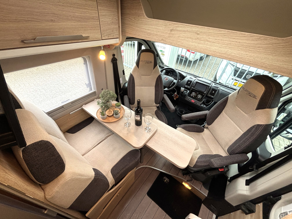 Knaus  BoxStar 600 Platinum Selection 5.99m ENKELE BEDDEN foto: 1