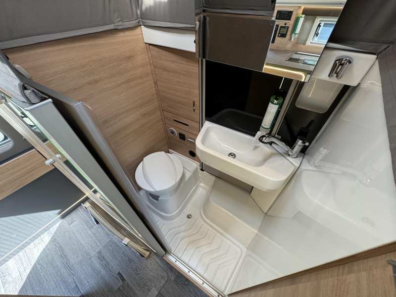 Knaus Tourer CUV 500 LT Foto: 12