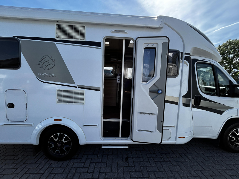 Knaus Platinum Selection 650 MF Fransbed/2017/6.9M/Euro-6  foto: 5