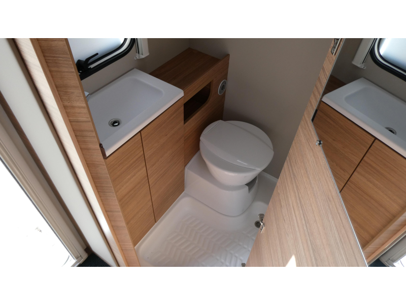 Weinsberg CaraOne 390 QD  foto: 12