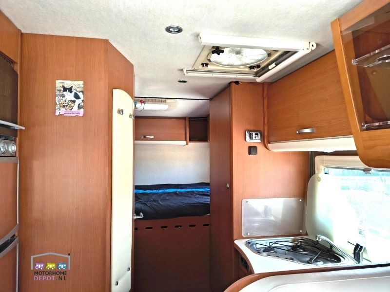 Niesmann+Bischoff Arto 69 L Sachs Automaat  foto: 4