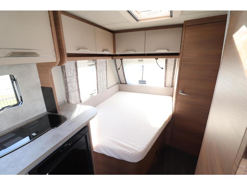 Knaus Sport 450 FU Frans Bed Mover Tent ISAB  foto: 10