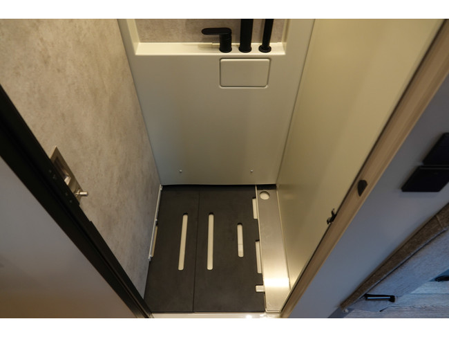 NIESMANN BISCHOFF iSmove 7.3 F 180Pk Automatik | Dachklimaanlage | Lithium-Akku. Sitzheizung Foto: 12