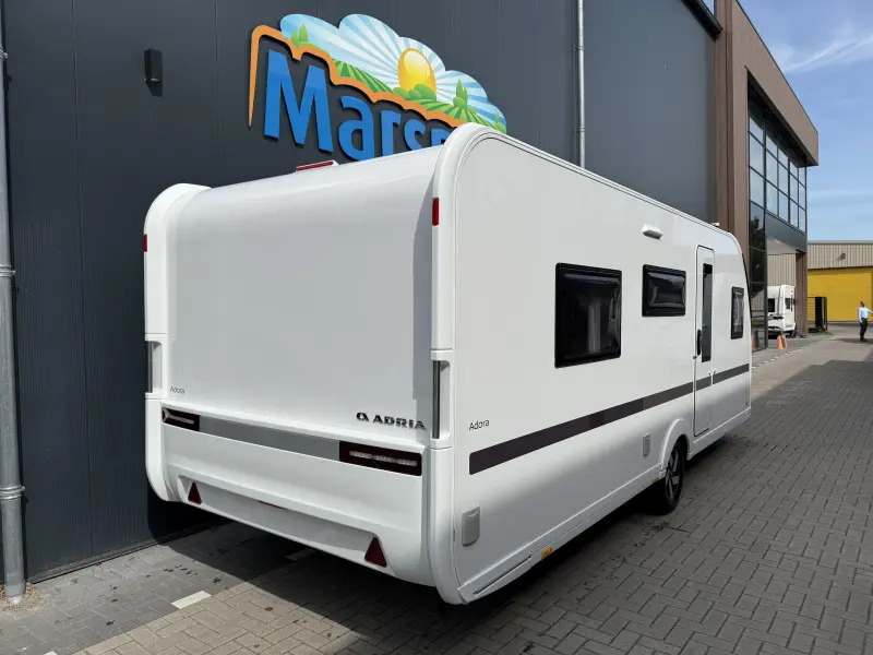 Adria Adora 572 UT Nieuw - Actie model 2025  foto: 3