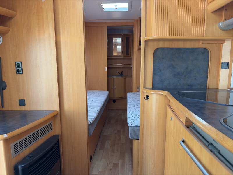 LMC Munsterland 520 HTE Mover/Luifel  foto: 2
