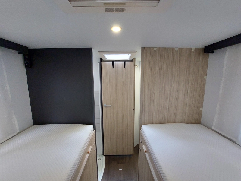 Sun Living S 75 SL lits jumeaux/lit pavillon/lithium photo : 16