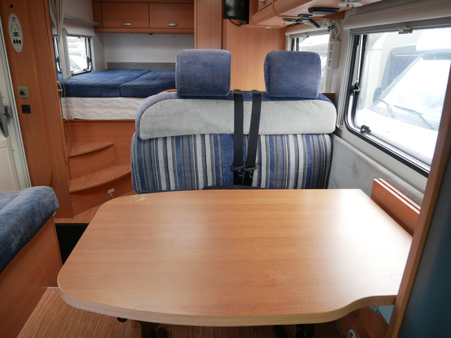 Knaus 650 MF SportTI, Fransbed, Garaje, Memo Portabicicletas foto: 8