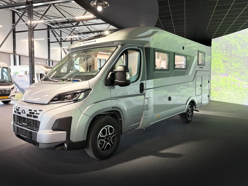 Adria Compact DL 60 a&ntilde;os / autom&aacute;tico foto: 3
