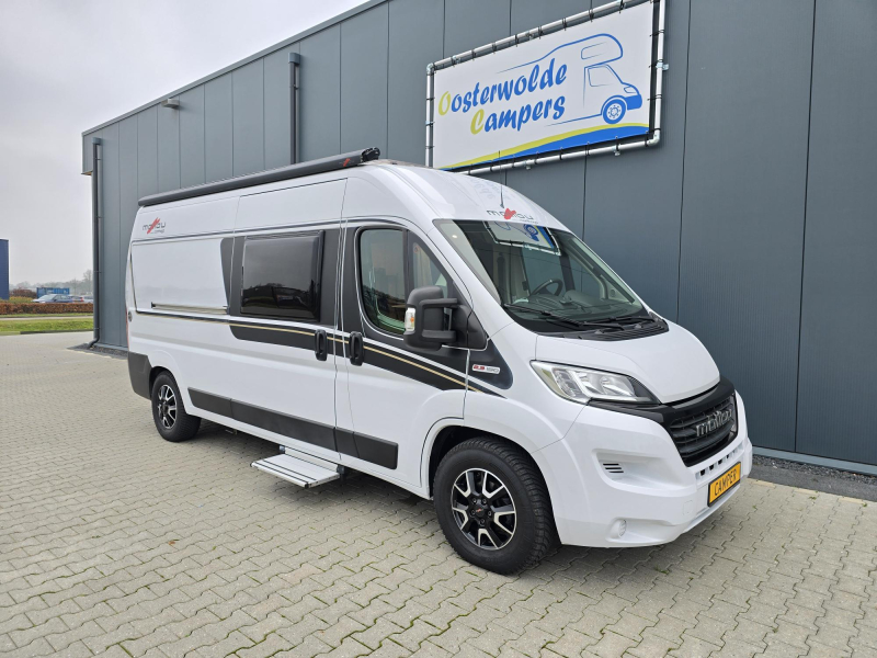 Carthago Malibu 600 DB 150hp Fixed bed Tow bar 