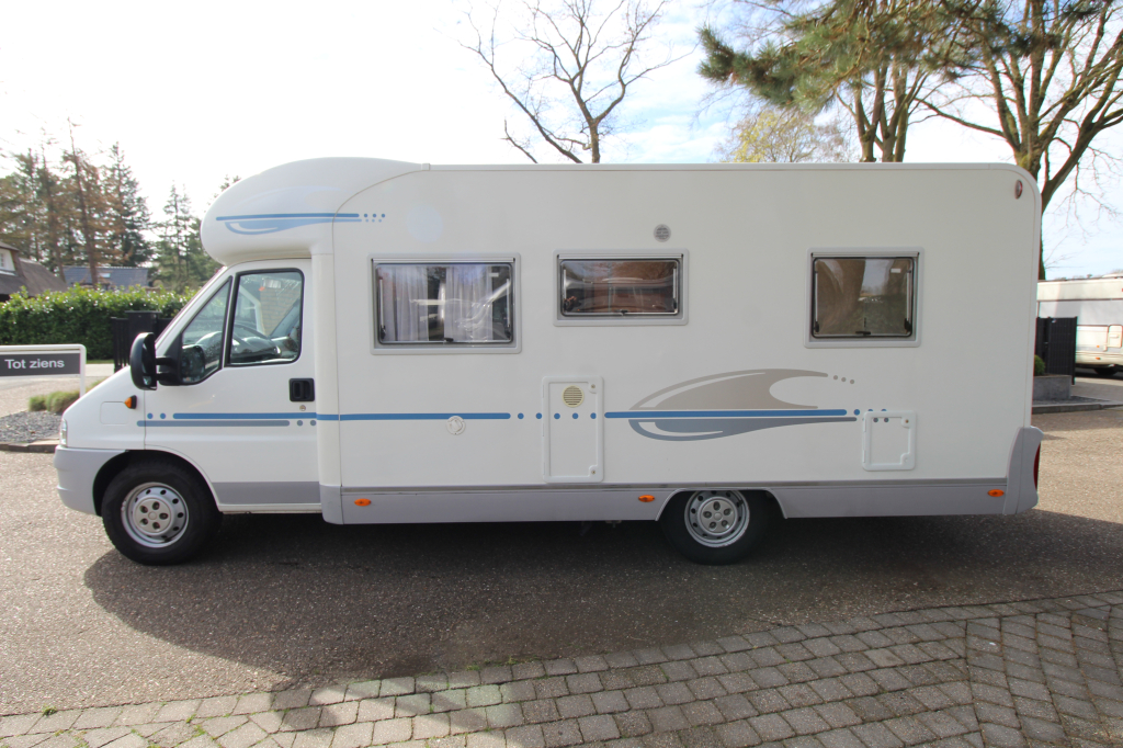 Adria Coral 650SP photo: 1
