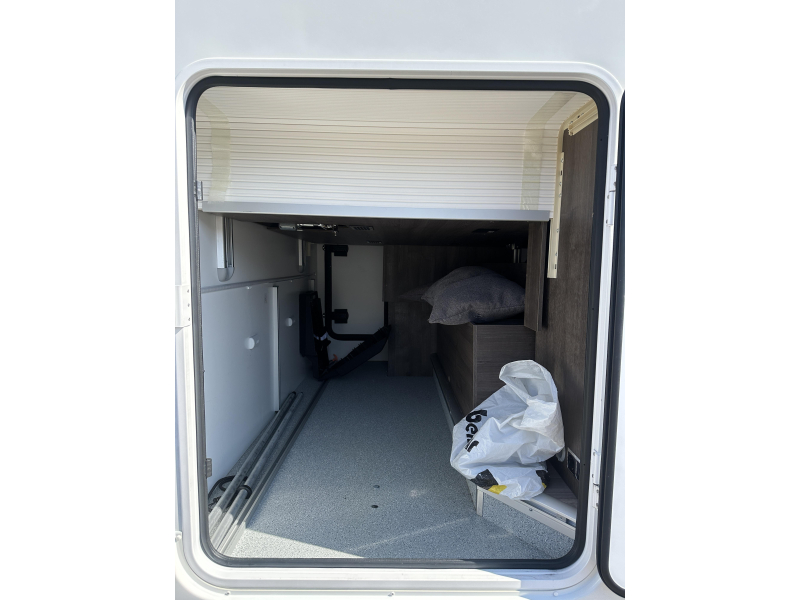 Benimar Amphitryon A998 Fiat 140PK Dakairco TV  foto: 17