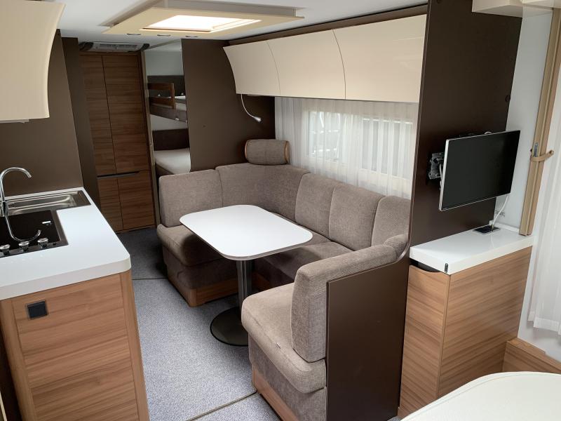 Adria Alpina 663 PT Zeer compleet!!  foto: 10
