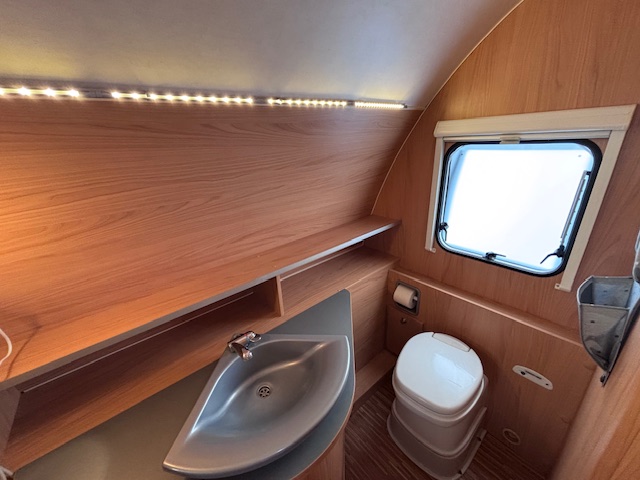 BUERSTNER BELCANTO 590 TL foto: 19