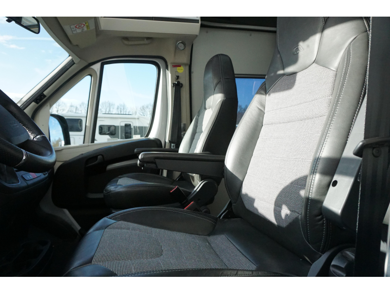 Adria Twin Supreme 640 SLB Automatic photo: 7
