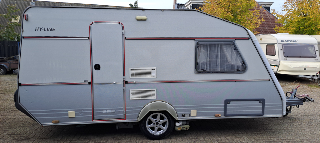 KIP Hy-line, met voortent, luifel en MOVER! foto: 7