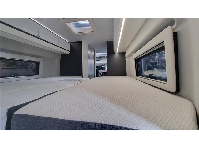 Adria Twin Supreme 640 SLB foto: 14