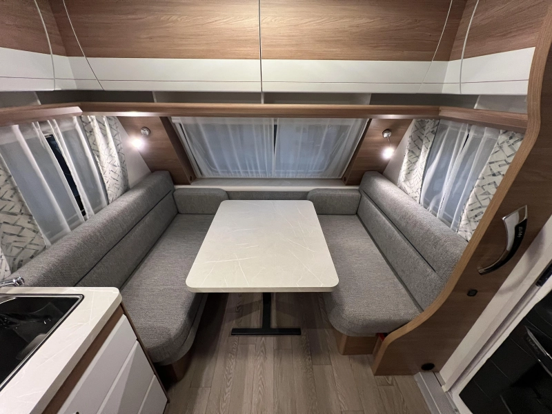 Hobby De Luxe 495 WFB A&ntilde;o de construcci&oacute;n 2023, Mover foto: 3