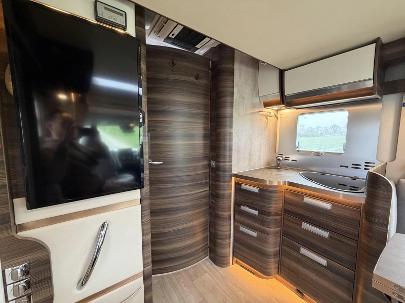 Laika Ecovip 3412 DS Face-to-Face Levelsysteem  foto: 6
