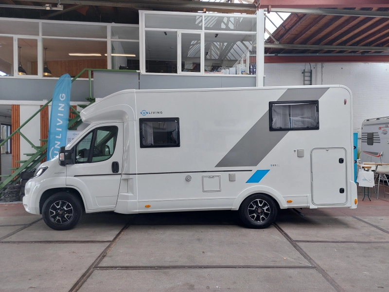 Sun Living S 65 SL Autom&aacute;tico/cama longitudinal/litio foto: 9
