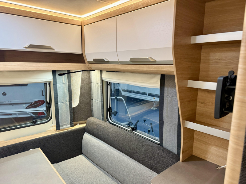 Knaus Sudwind Black Selection 460 EU &iexcl;Acci&oacute;n de aire acondicionado de verano! foto: 11