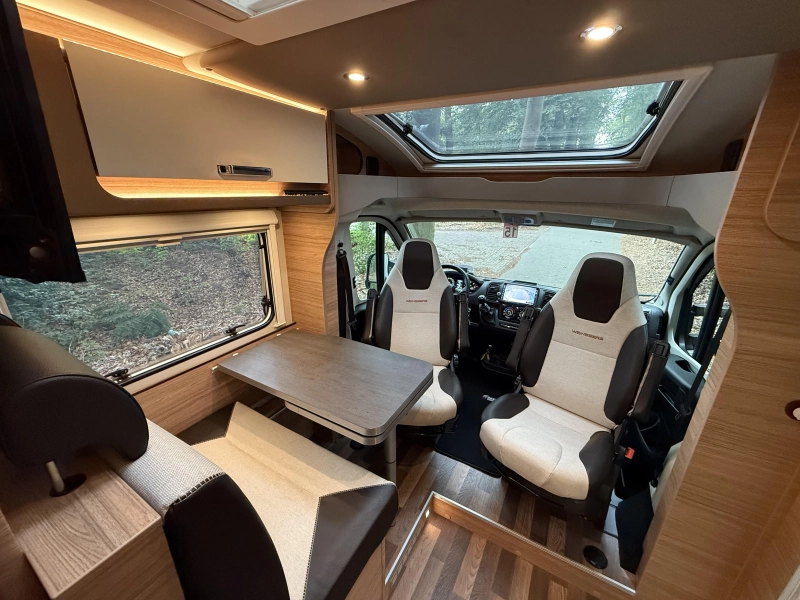 Weinsberg CaraCompact Pepper 600 MEG Enkele Bedden Airco 2024  foto: 12