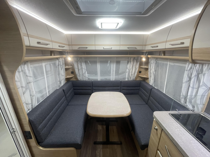 Fendt Bianco Selection 465 SFB +1700 kg+ €2000 korting  foto: 4