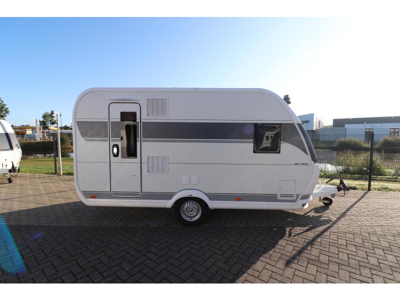 Hobby De Luxe 400 SFE MODEL 2026 - 1500KG - 662 