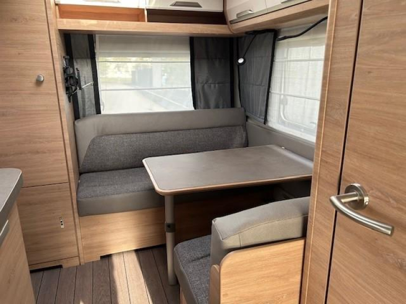 Knaus Sudwind Black Selection 420 QD Foto: 1