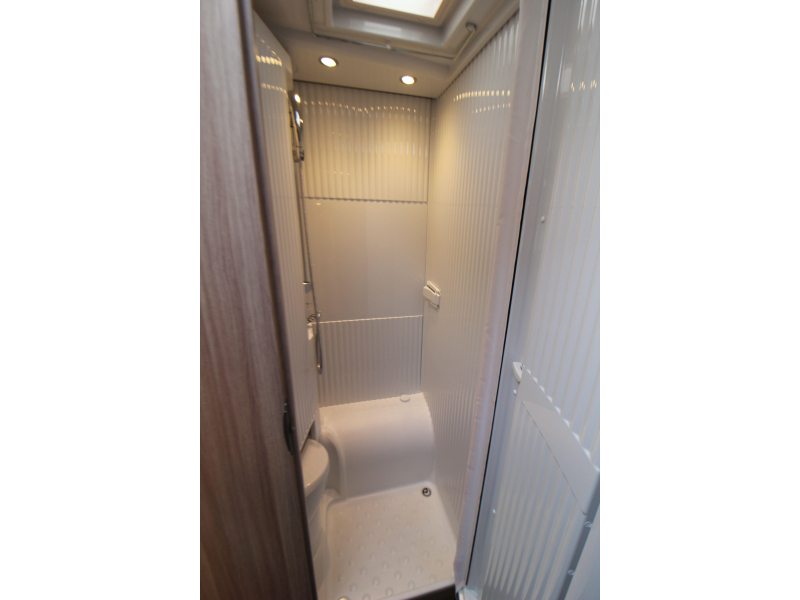 Sunlight T67 Camas individuales + Cama abatible foto: 24