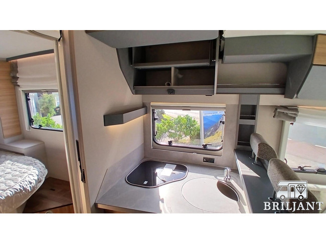 Dethleffs PULSE T 7051 DBM/EB .. autom&aacute;tico/cama queen+cama abatible foto: 18