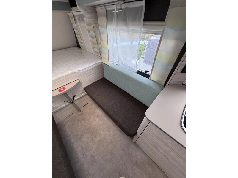 Dethleffs C'Joy 480 QLK 3e STAPELBED-MEGA KORTING 