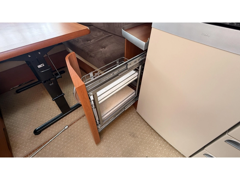 Hobby Prestige 495 UFE frans bed rondzit toilet  foto: 5