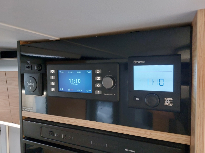 Adria Matrix 600 SL Lengtebed/Hefbed/Tv/Accu  foto: 10