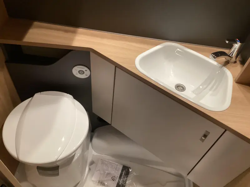 Knaus Sport 460 EU Voordeel-pakket € 2.250,-  foto: 13