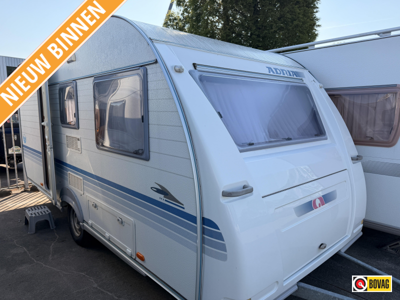 Adria Adora 462 UB 1300 KG+Voortent+luifel  foto: 0