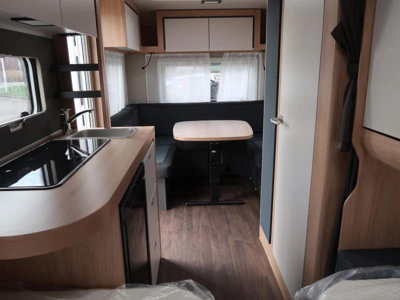 Knaus Sport 500 EU !! BED VAN 210CM LANG !!!  foto: 5