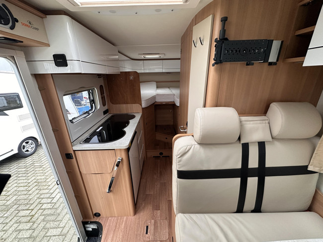 LMC Breezer V 646 automaat foto: 5