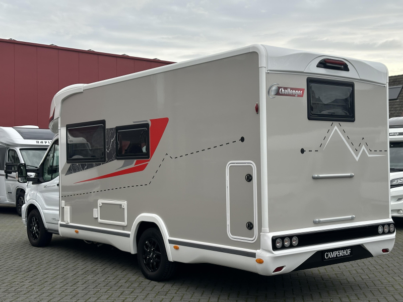 Challenger Graphite Ultimate 380 ( Chausson 720 ), 5 pers.  foto: 3