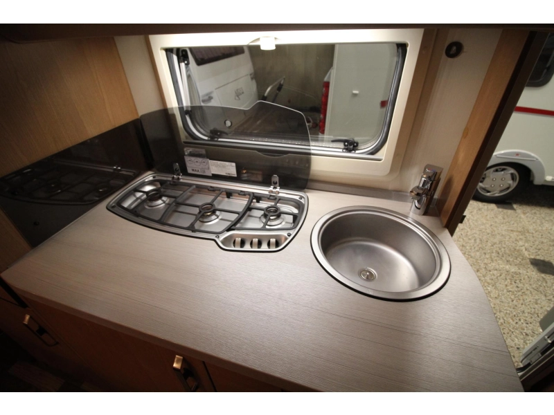 Knaus Sport 500 QDK Mover Voortent Fietsenrek  foto: 15