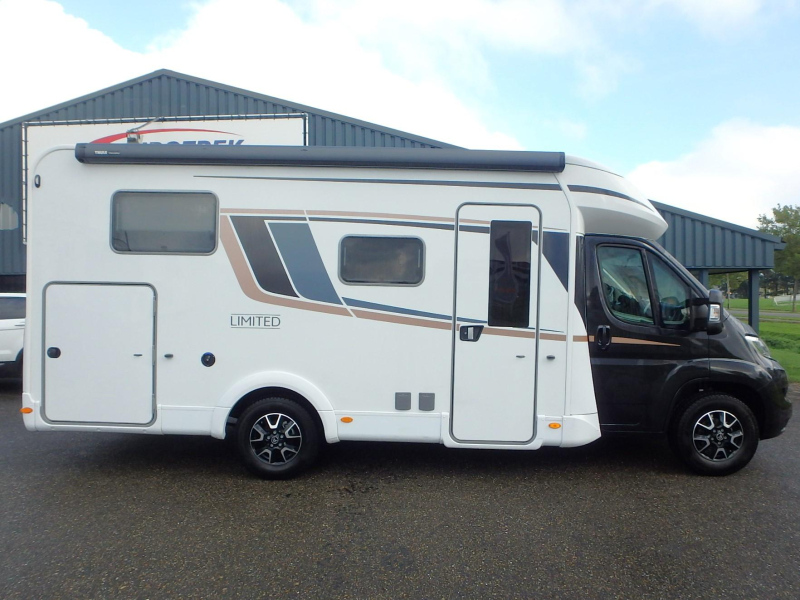 B&uuml;rstner Limited T 690 G HISTORIE BEKEND !! Foto: 1