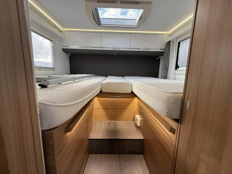 Adria Coral XL Plus 670 SL - FAMILIENWOHNMOBIL Foto: 22