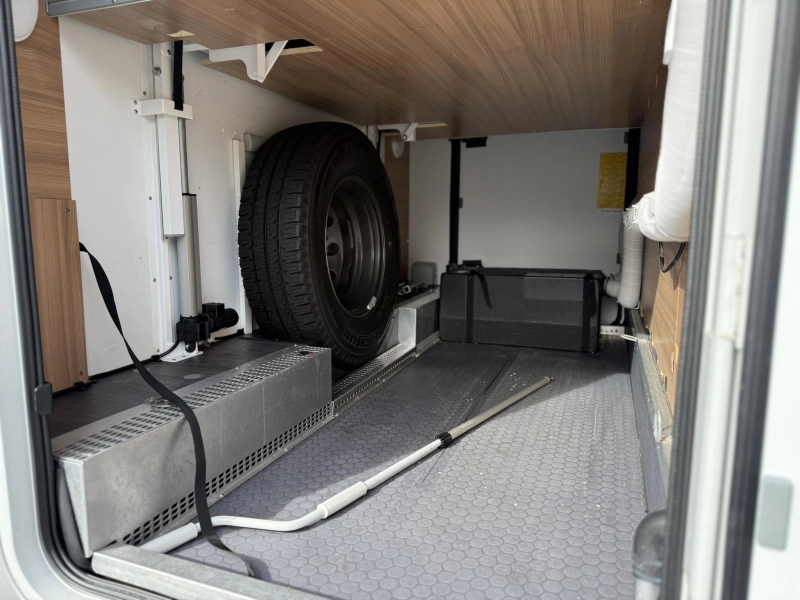 Adria Matrix Supreme 670 SC AUTOMAAT | LEVELSYSTEEM  foto: 23