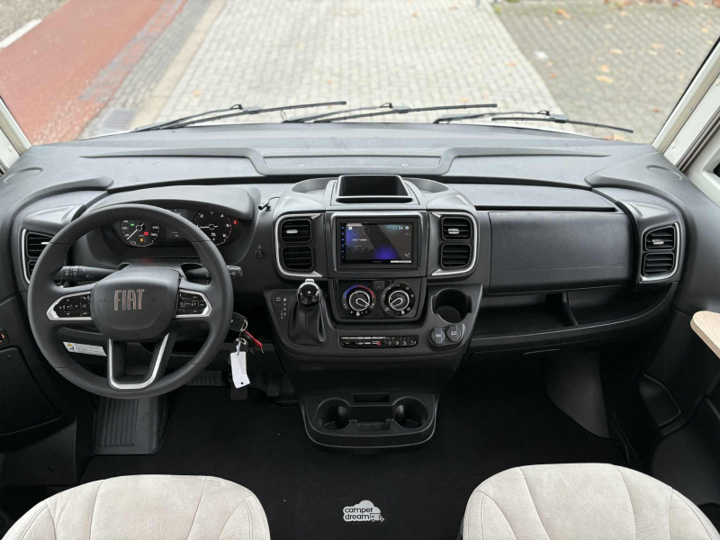 Rapido 850 F Queensbed L=6,99 m  foto: 21