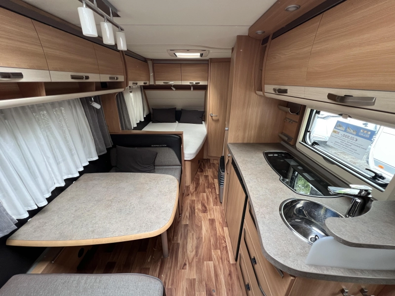 Knaus Sudwind 500 FDK Unico Markise, Fliegengittert&uuml;r, Foto: 2