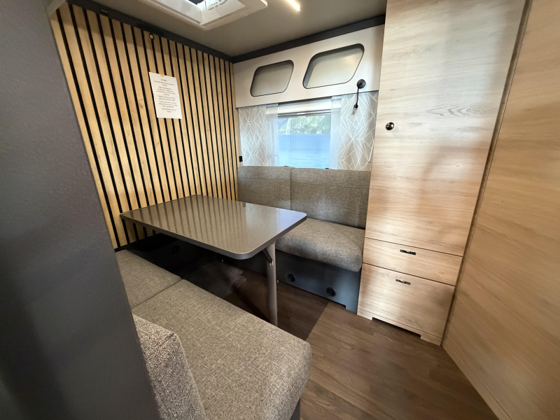 Knaus Yaseo 340 PX cama de pared / compacta foto: 6