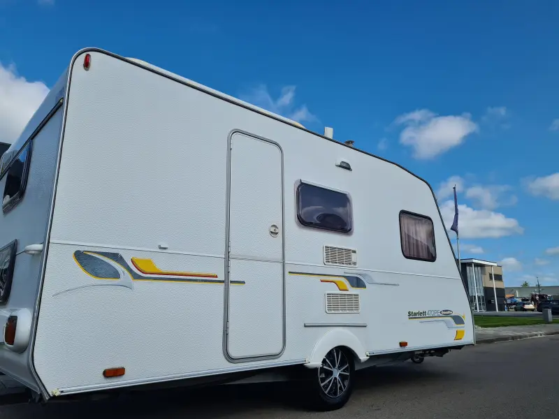 Sterckeman Starlett Executive 470 PE Stapelbed/vast bed/890 kg 