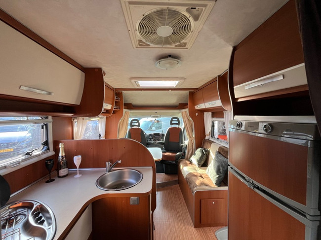 McLouis P700 Steel 563 Airco Cruise Fietsenr. Maxi-Fan XXL-koelkast foto: 1