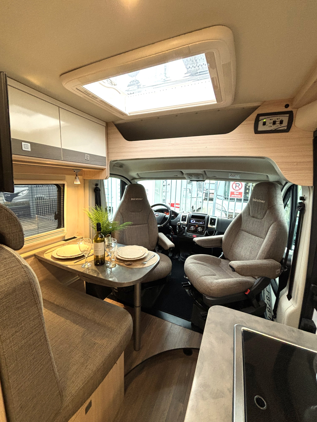 Bürstner City Car 540 DWARSBED 5.40M COMPACT! TREKHAAK EURO6 foto: 10